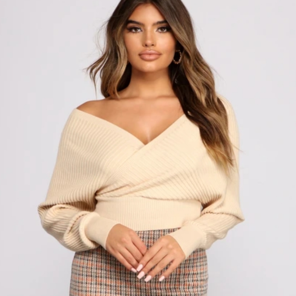 DOLL IT UP OPEN BACK SWEATER